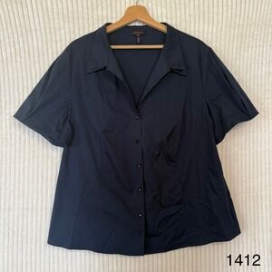 Escada sold n/a Women's Button Up Collared Short Sleeve Top Size